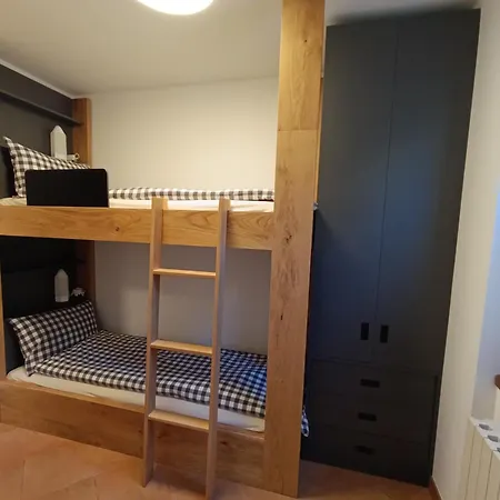 Emma Ponte Di Legno